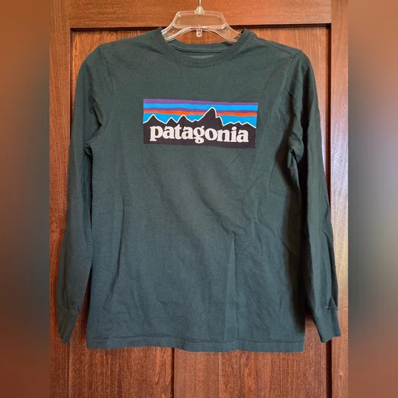 Patagonia Youth Long Sleeve Shirt with Logo in Dark Green - Picture 2 of 6